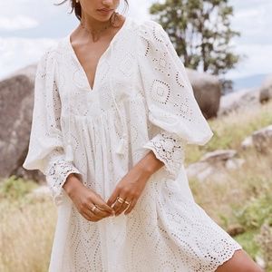 SPELL Dylan Smock Dress in White NWOT Size XS